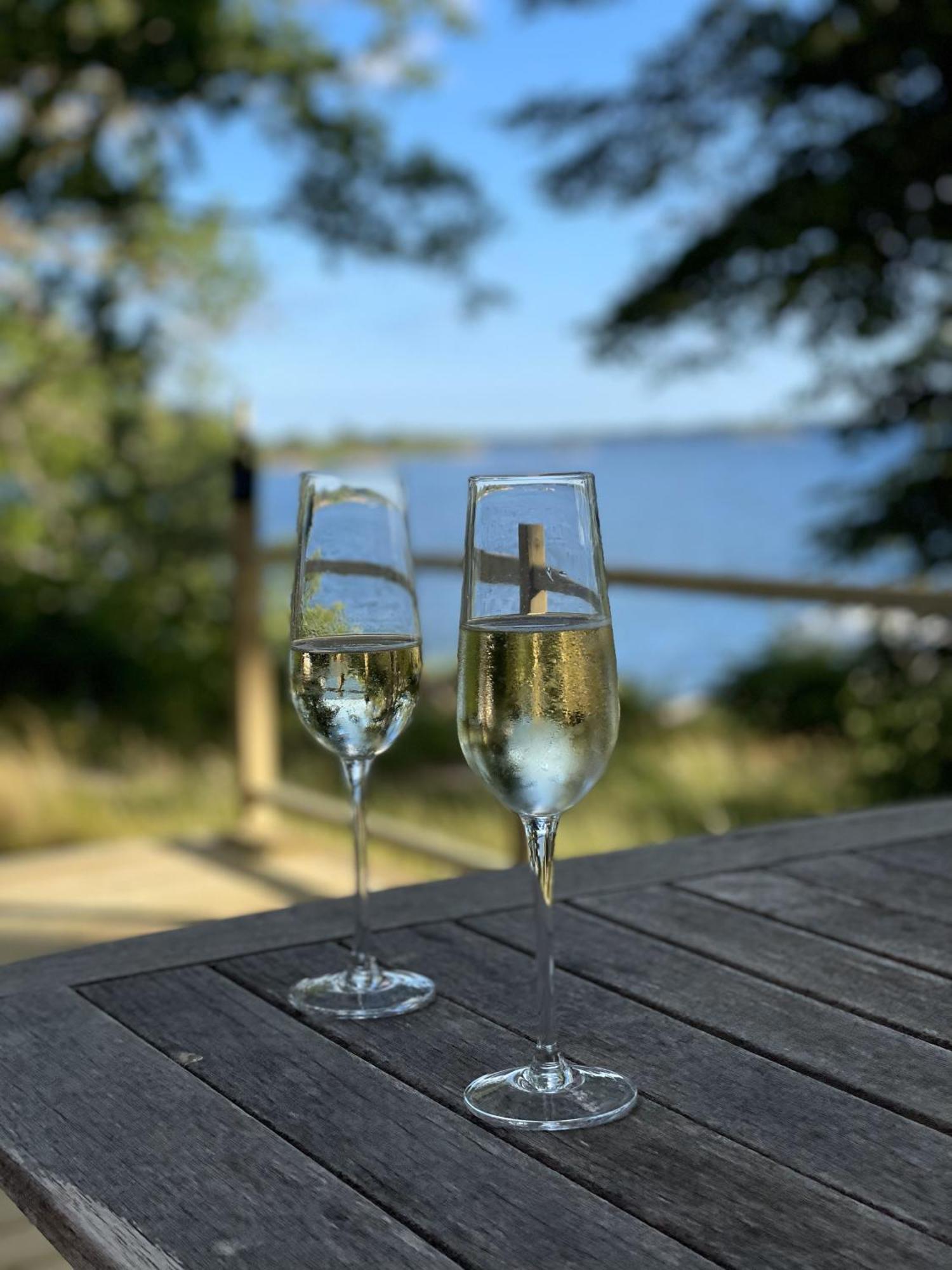 Bergs Gard & Hallsvikens Gard Västerljung Kültér fotó